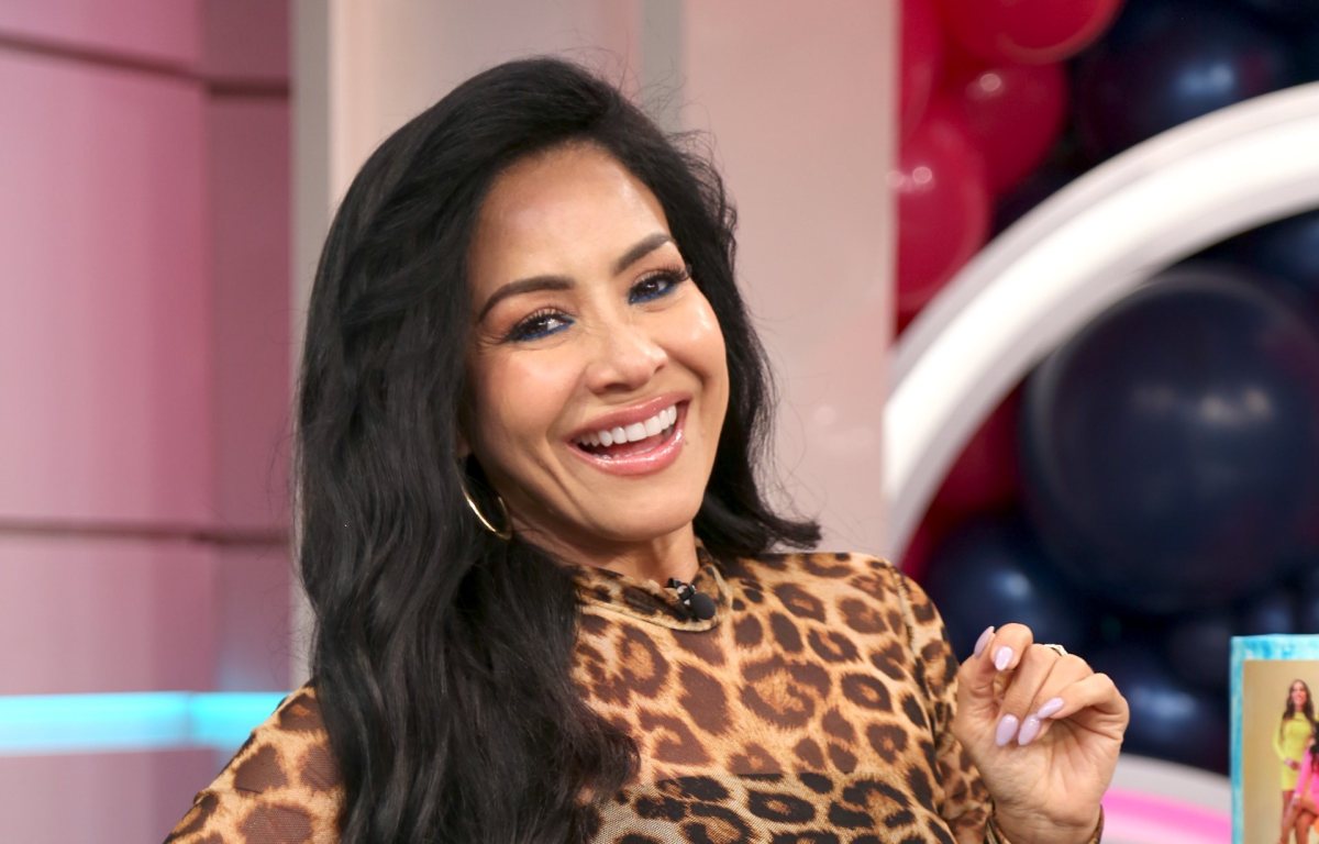 Carolina Sandoval muestra cómo logra una cintura de avispa