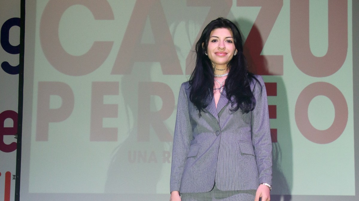 Cazzu revela que tiene una relación cordial con los padres de Christian Nodal