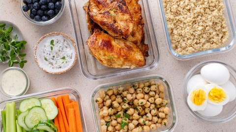 Aprende a incluir proteínas en tu alimentación con estos sencillos trucos.