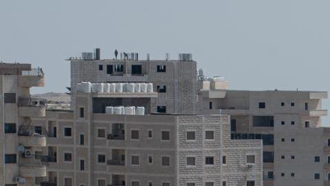 La Autoridad Palestina, que administra parcialmente Cisjordania, condenó rápidamente la medida.