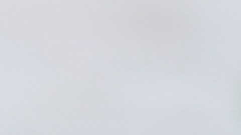 Las propiedades nutricionales de la zanahoria, las espinacas y el apio ayudan a aliviar los síntomas de la gastritis.