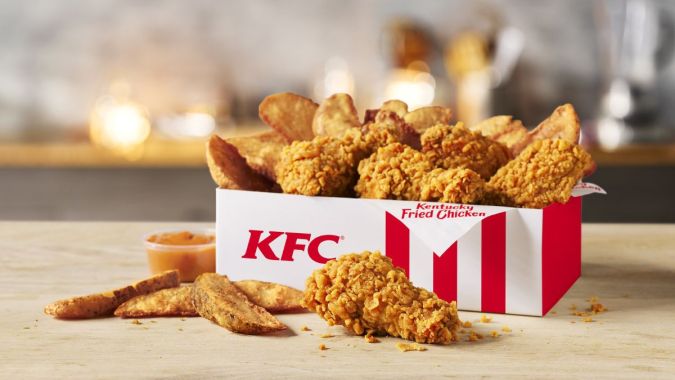Las alitas de pollo extracrujientes se produce tras la petición de los fanáticos.