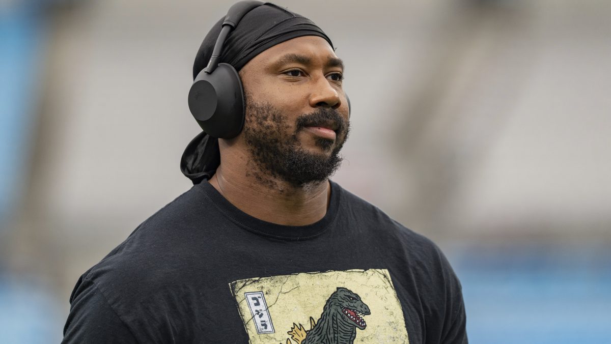 Multan a la estrella de Cleveland Browns, Myles Garrett, por conducir a exceso de velocidad