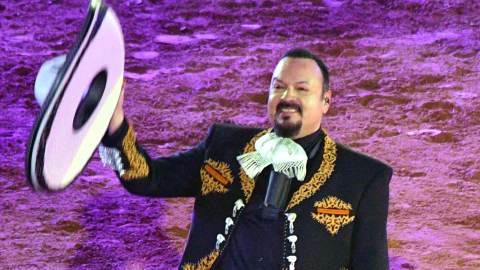 Pepe Aguilar.