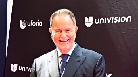 Raúl de Molina, presentador del programa El Gordo y la Flaca, defendió nuevamente a Christian Nodal.