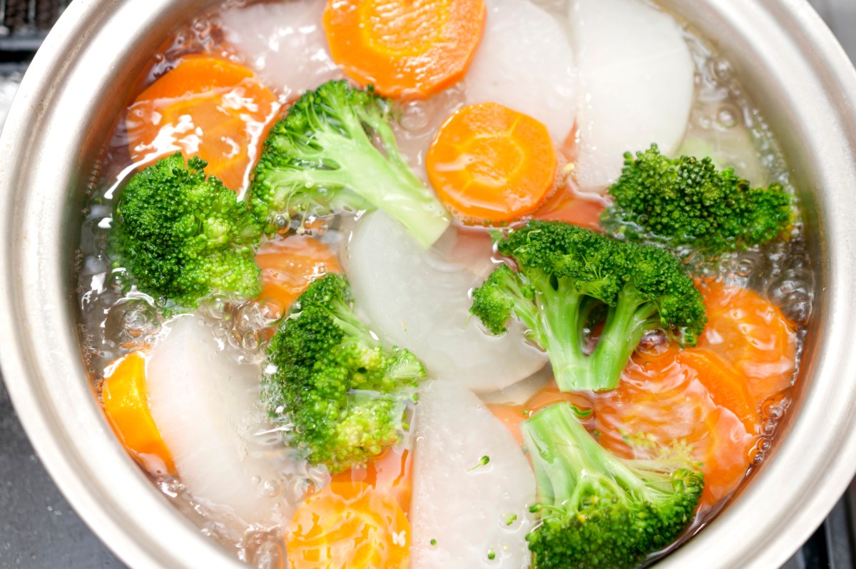 ¿Es suficiente hervir los alimentos? Una ingeniera en alimentos explica por qué no eliminas todas las bacterias