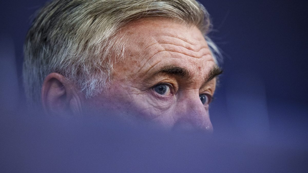 Carlo Ancelotti volvió a arremeter contra el calendario: "Se juega demasiado y mal"