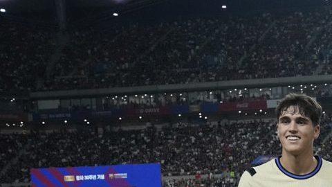 Jugadores del FC Barcelona en un amistoso de pretemporada ante el FC Seoul en Corea del Sur.