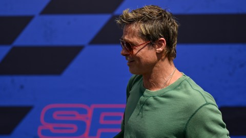 Detrás de esa imagen de galán eterno, hay un tipo que, como cualquiera, se emociona al hablar de sus ídolos.