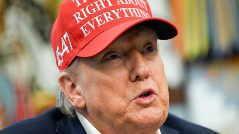 Trump anuncia que en dos semanas se sabrá si Putin y Zelenski se reúnen para negociar la paz