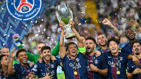 Marquinhos alzó una nueva copa con el PSG.