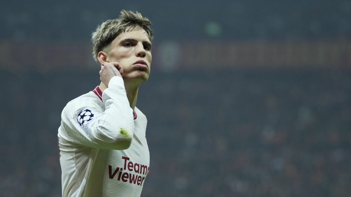 Argentino Alejandro Garnacho podría fichar por el Chelsea, según ESPN