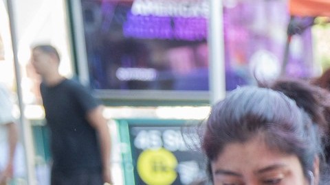 La concejal Alexa Avilés auspició la semana pasada un evento de entrega de mochilas y libros, en preparación al próximo regreso a clases.