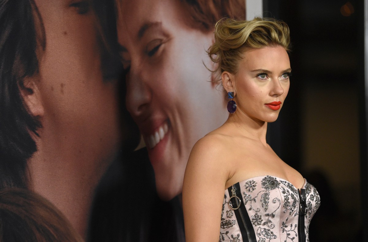 Usan voces de Scarlett Johansson y Adam Driver para ahuyentar lobos en Estados Unidos