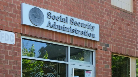 seguro-social-beneficiarios-horas-ahorro