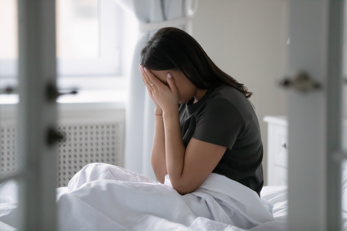 Qué significa soñar con un familiar que ya falleció, según expertos