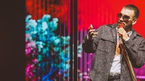 El famoso cantante colombiano trae su gira "201" a la ciudad.