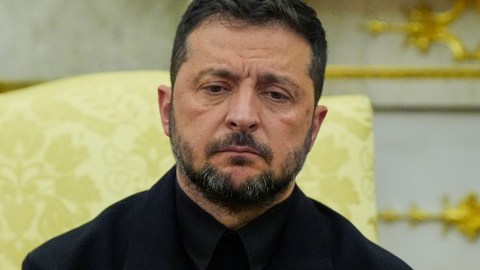 Zelenski pidió a Trump que participe en la reunión trilateral con Putin: "Ucrania estará contenta"