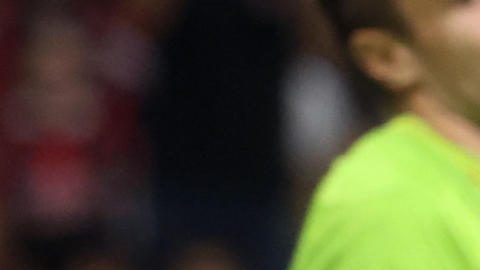 Santiago Giménez celebra el gol ante Lecce por Copa Italia.