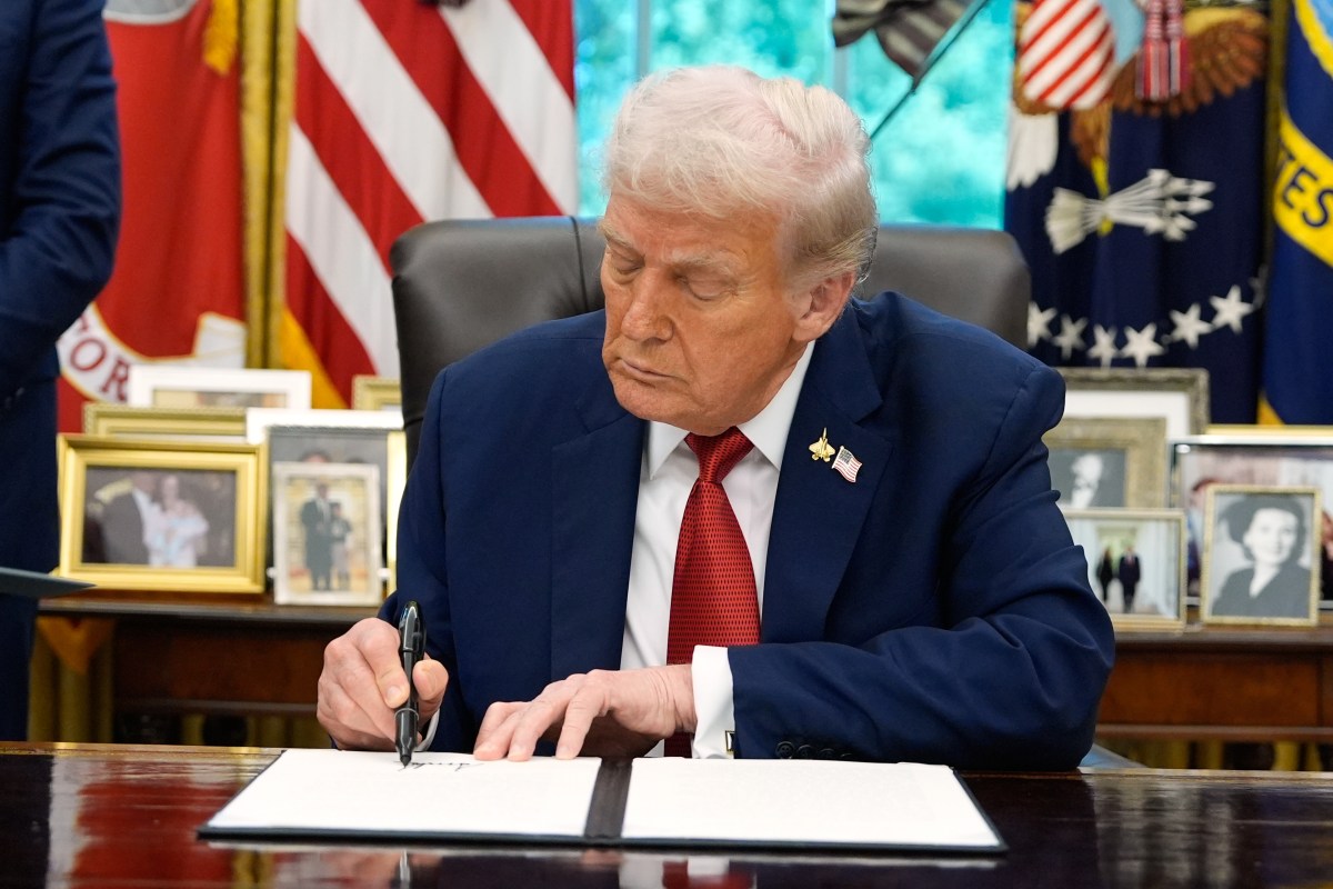 Trump firmó orden ejecutiva para pedir la pena de muerte en Washington D.C.