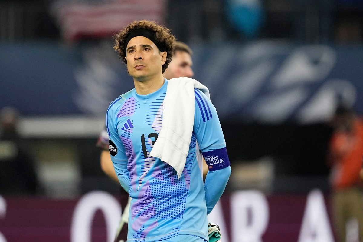 Las opciones de Memo Ochoa ahora que se encuentra sin equipo y con el futuro en el aire