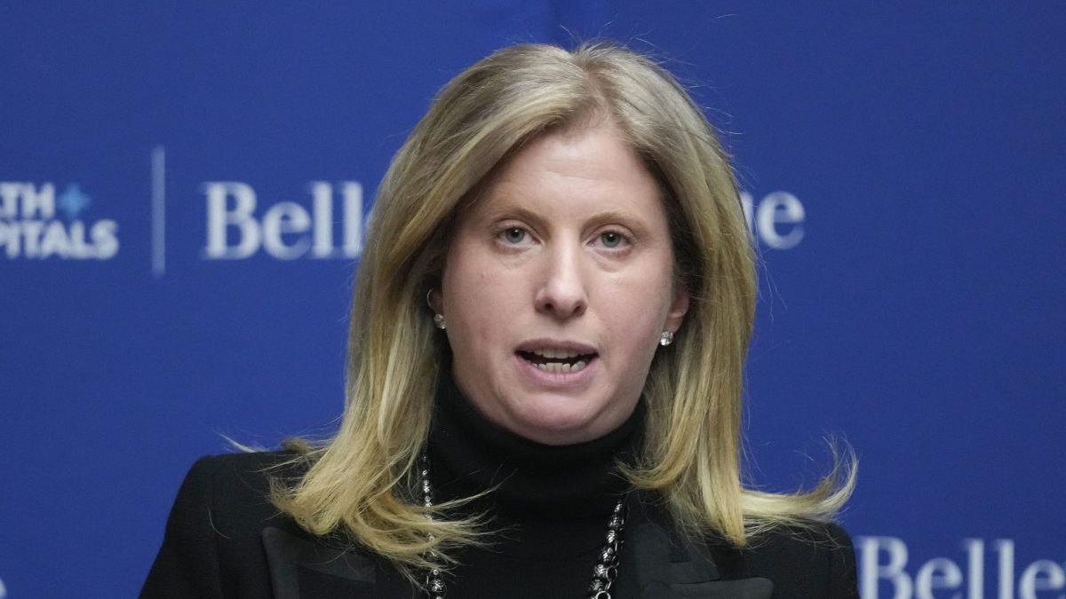 Autoridades desarticulan banda de tráfico de drogas a lo largo de la Roosevelt Avenue