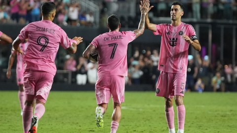 Sergio Busquets anuncia que colgará los botines a final de temporada.