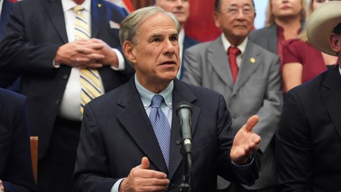 Greg Abbott en el Senado de Texas