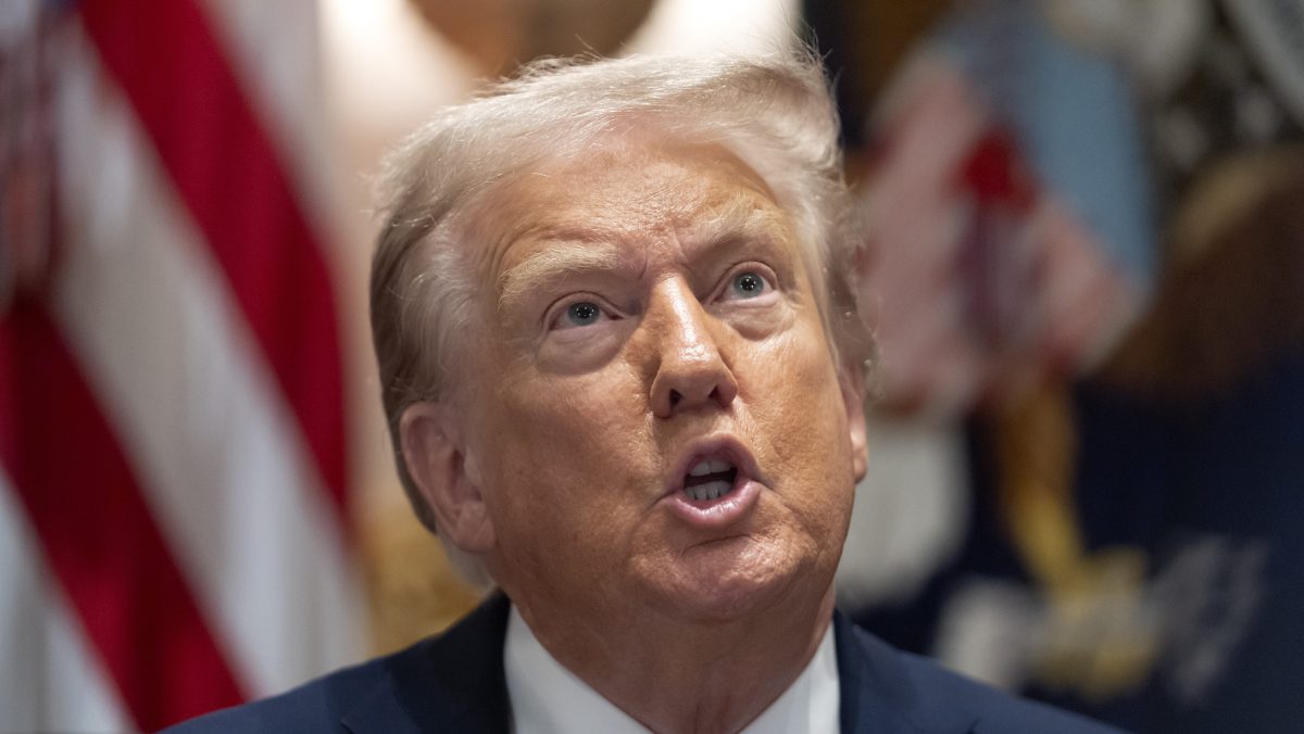 Trump advierte que la eliminación de aranceles frenaría la inversión "histórica" en EE.UU.