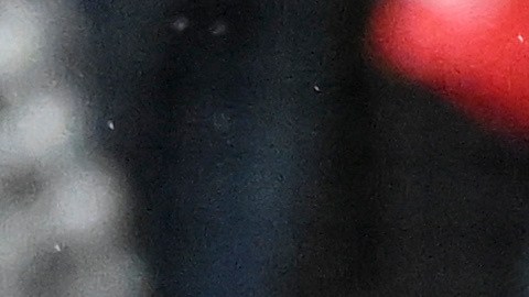 Trent Grisham celebra tras disparar un jonrón con tres en base.