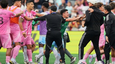 Luis Suárez escupió a un miembro de los Seattle Sounders en la Leagues Cup.