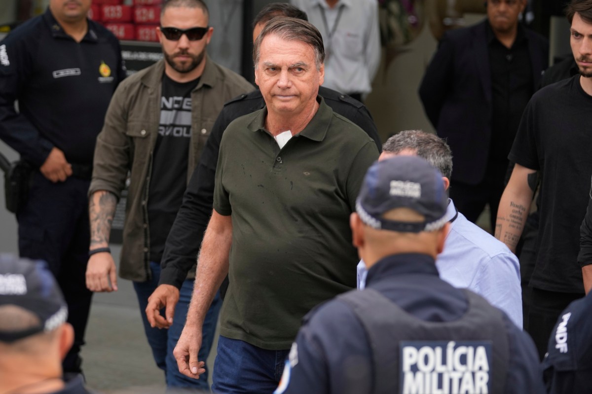 Expresidente brasileño Jair Bolsonaro es diagnosticado con cáncer en la piel
