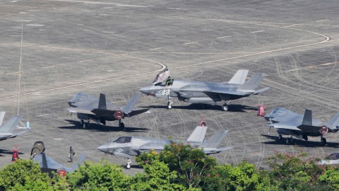 Cazas F-35 en aeropuerto en Puerto Rico