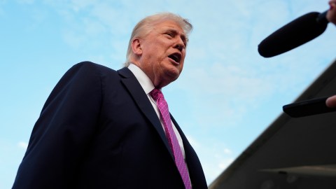 Trump confía en que el diálogo con China termine pronto.