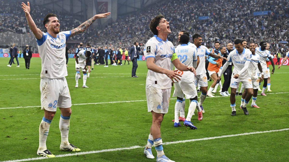 PSG pierde su invicto ante Olympique Marsella tras ser premiado como mejor equipo masculino