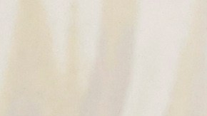 El presidente Donald Trump (centro) y la primera dama Melania Trump (arriba a la derecha) suben por la escalera mecánica después de que se detuviera mientras se dirigía al Salón de la Asamblea General, el martes 23 de septiembre de 2025, en la sede de la ONU.