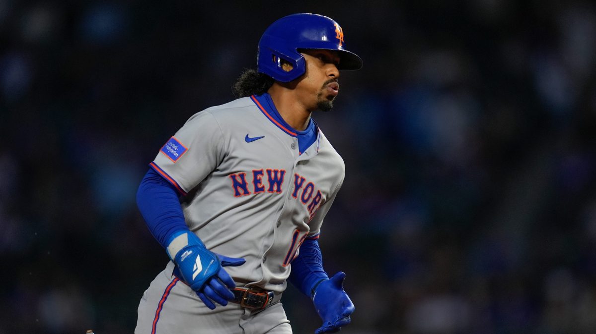 Puertorriqueño Francisco Lindor consigue histórico 30-30 en triunfo clave de Mets por el Comodín