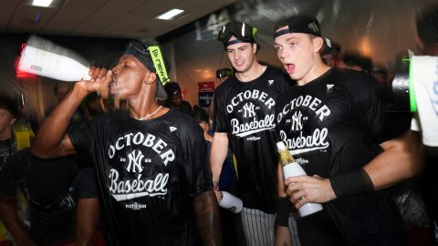 Yankees celebrando la clasificación a playoffs.