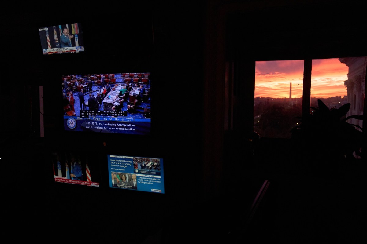 Cierra el gobierno de Trump ante falta de acuerdo en el Congreso