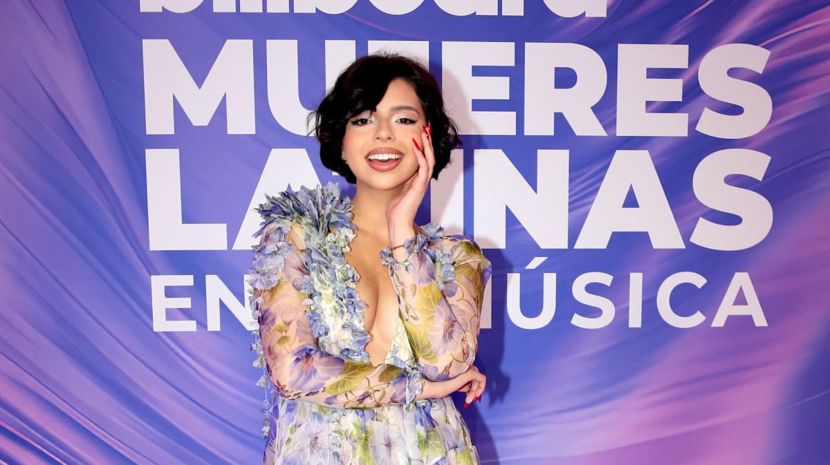 Yuridia aclara que no sacó a Ángela Aguilar de la canción "Qué agonía"