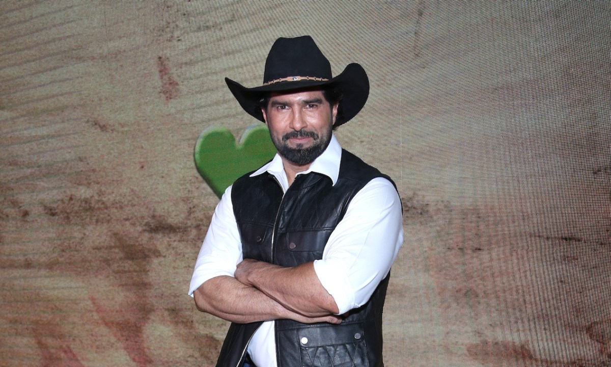 Arturo Carmona dice cómo está Cruz Martínez tras la batalla legal con Alicia Villarreal