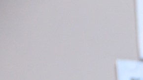 La gobernadora Kathy Hochul recibió ayer una dosis de refuerzo de la vacuna contra el COVID-19.