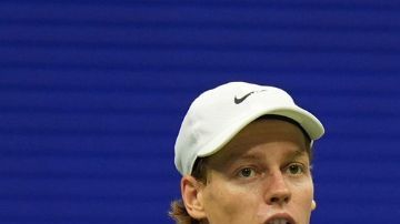 Jannik Sinner y Charlie Kirk, nombrados en comentario de rapero italiano.