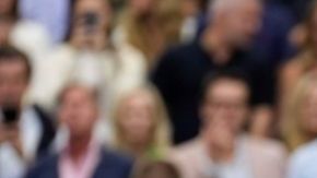 Modelo Brooks Nader insinuó romance simultáneo con Carlos Alcaraz y Sinner durante el US Open.