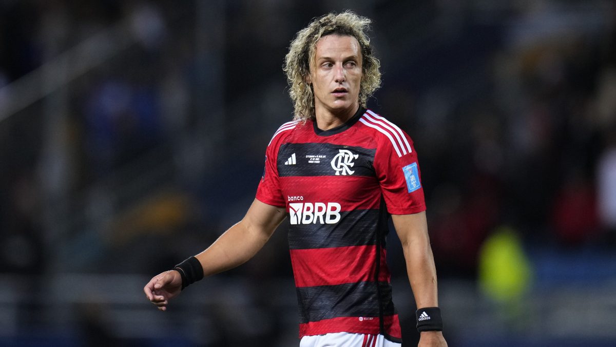 Demandan al veterano defensor brasileño David Luiz por supuestamente amenazar a una mujer