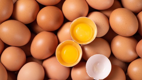 El huevo es una proteína completa, saciante y con multiples beneficios para la salud.