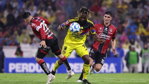 Antonio Carlos Santos elogia la entrega de Allan Saint-Maximin.