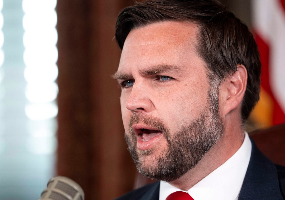 J.D. Vance descarta reconciliación con quienes “celebran” el asesinato de Charlie Kirk