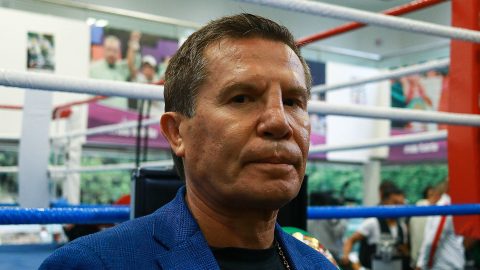 Julio César Chávez operado con éxito del riñón.