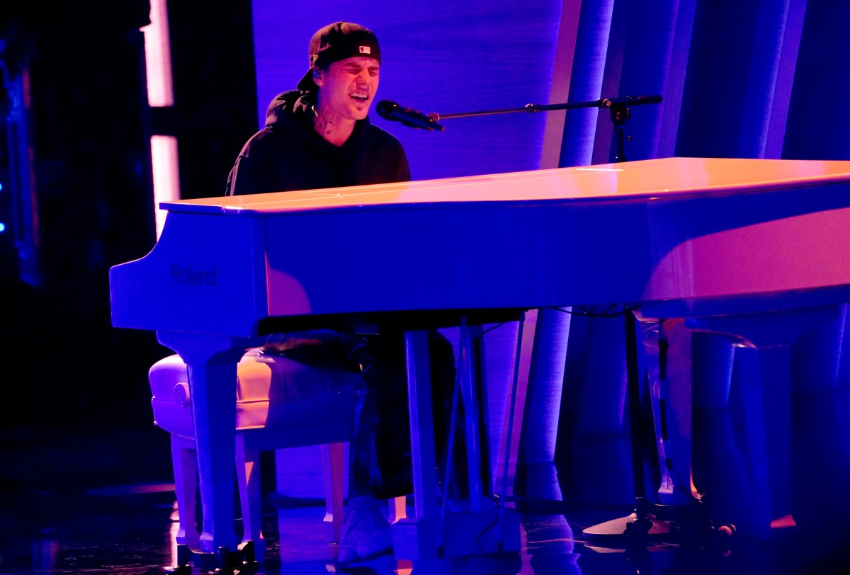 Justin Bieber sorprende al lanzar 'SWAG II", su inesperado octavo álbum de estudio
